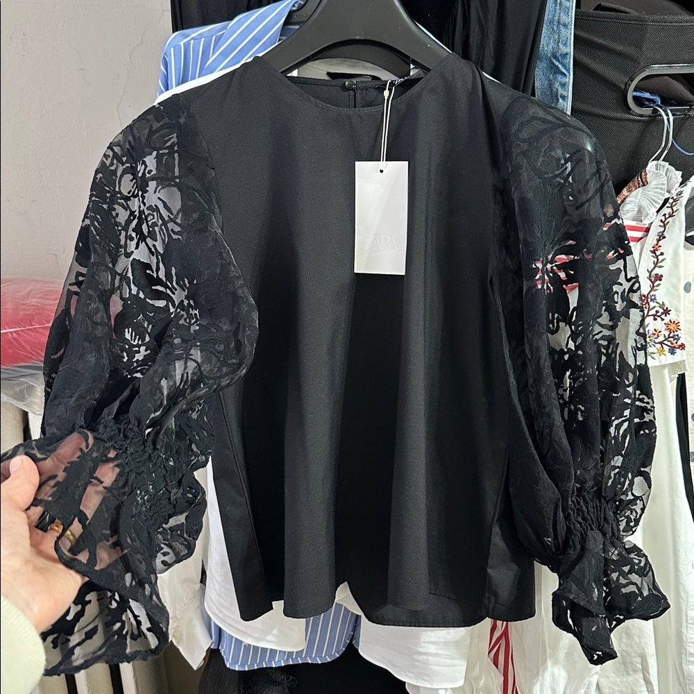 Zara Black Puff Lace Sleeve Blouse